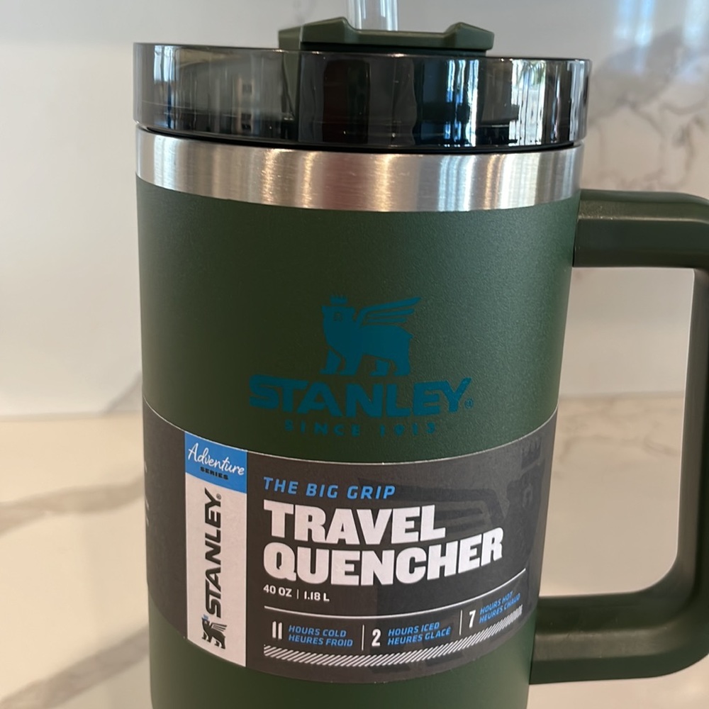 Stanley - SPIRULINA 40 oz Adventure Quencher Travel Tumbler (Forest Green) - NWT - Picture 5 of 8